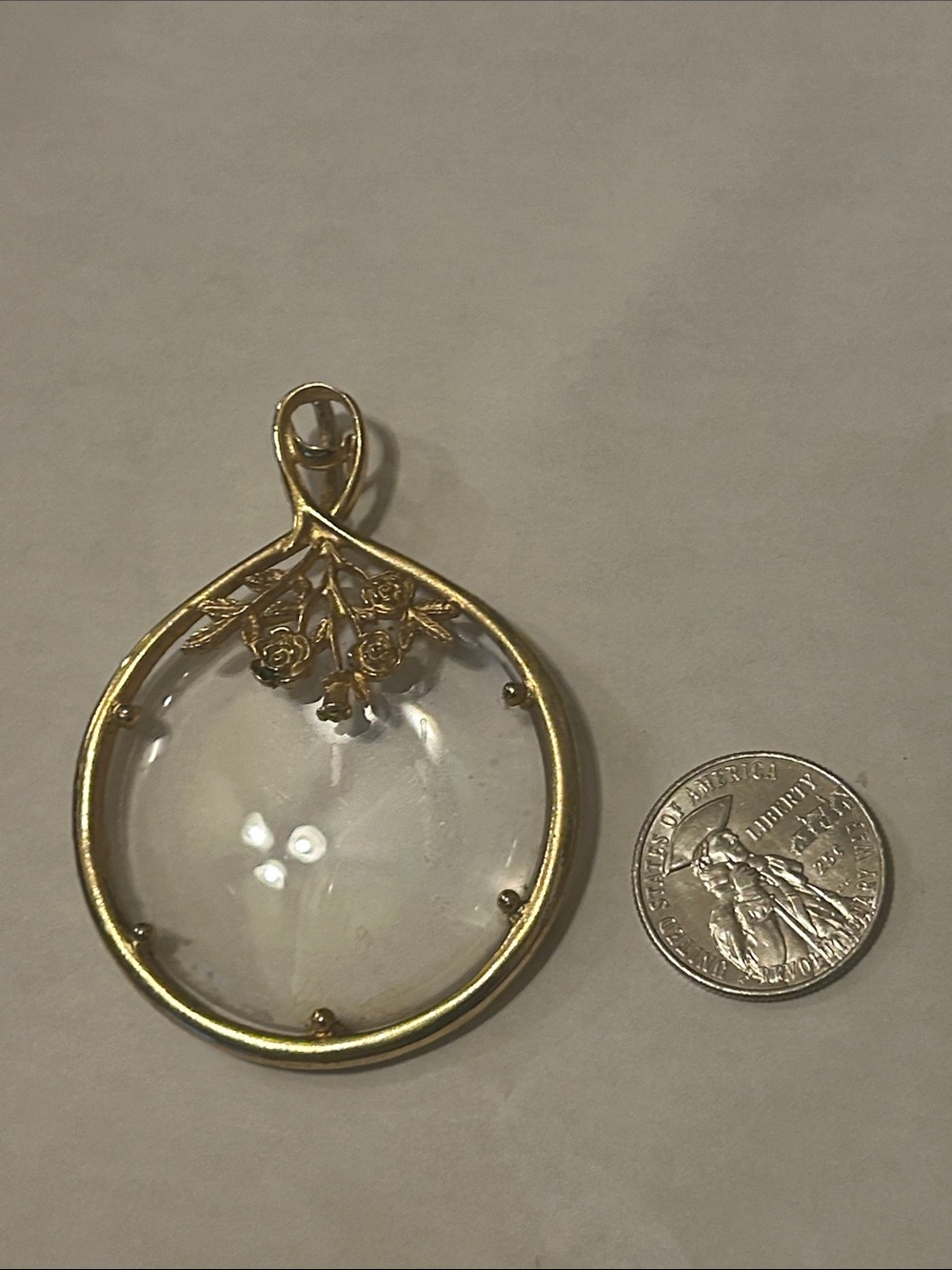 VTG 50’s 60’s Gold Tone Rose Magnifying Glass Pendant Art Nouveau Floral NoChain